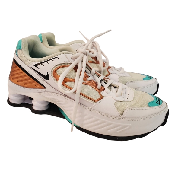 womens nike shox size 8